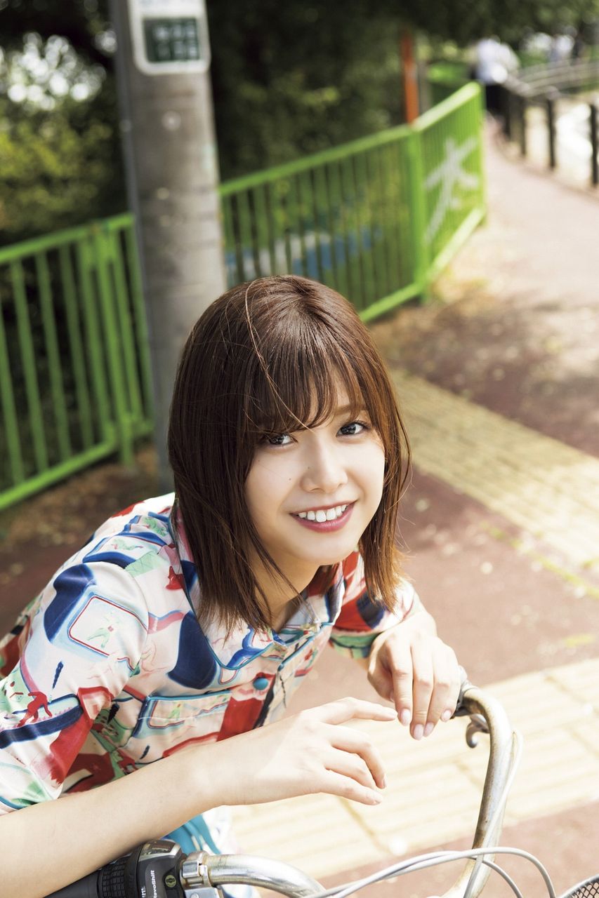 欅坂46 ソロ写真集が大ヒット 渡邉理佐が可愛い そして美しい マガジン グラビア登場 可愛いが最強 欅坂46 ソロ写真集が大ヒット 渡邉理佐が可愛い そして美しい マガジン グラビア登場 可愛いが最強