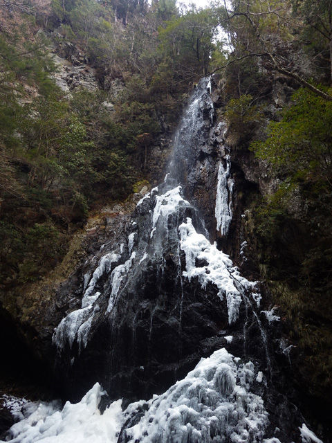 御船の滝 1月11日 ちょっとよってんけぇ かわかみブログ 奈良県吉野郡川上村 御船の滝 1月11日 ちょっとよってんけぇ かわかみブログ 奈良県吉野郡川上村