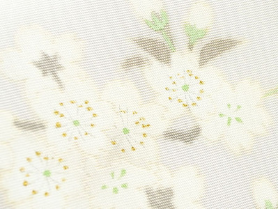 桜の花図手描名古屋帯 銀座きしや扱 アップ