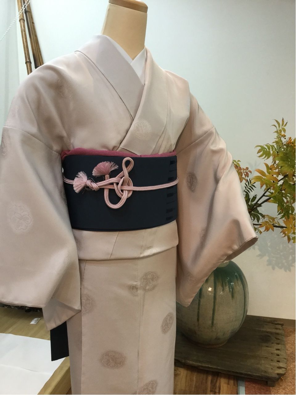 美しいキモノ 秋号に掲載中のピアノ柄名古屋帯でコンサートに 銀座 かわの屋 スタッフblog