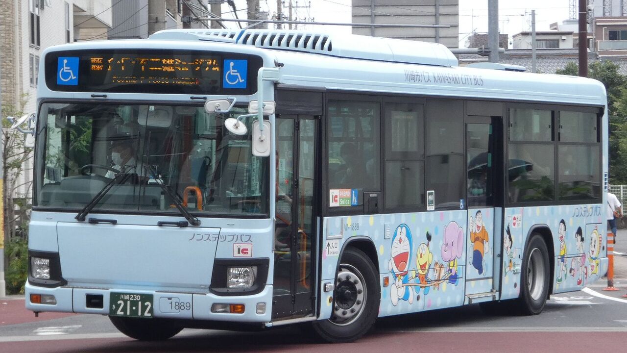 藤子f不二雄ミュージアムバス Kawasaki Bus Stop
