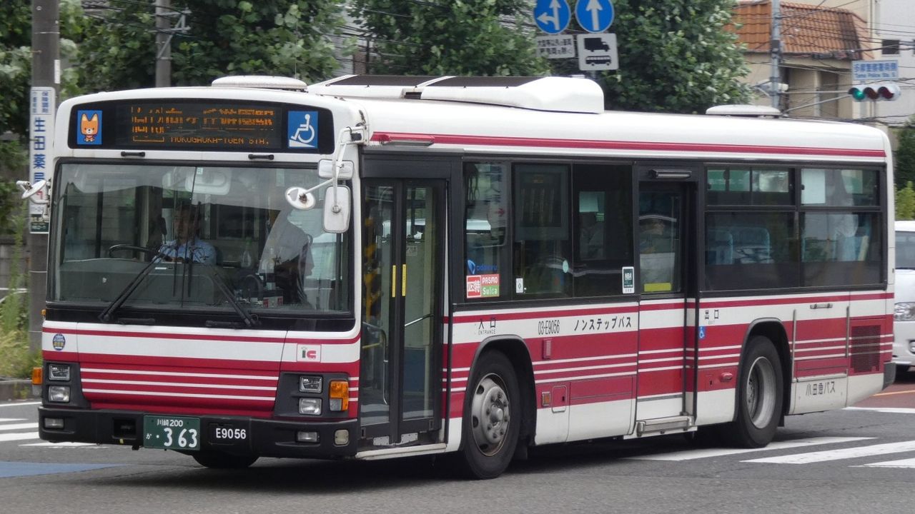 小田急バス03 E9056 Kawasaki Bus Stop