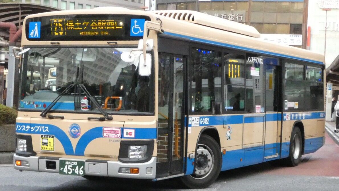 横浜市営バス6 34 Kawasaki Bus Stop 横浜市営バス6 34 Kawasaki Bus Stop