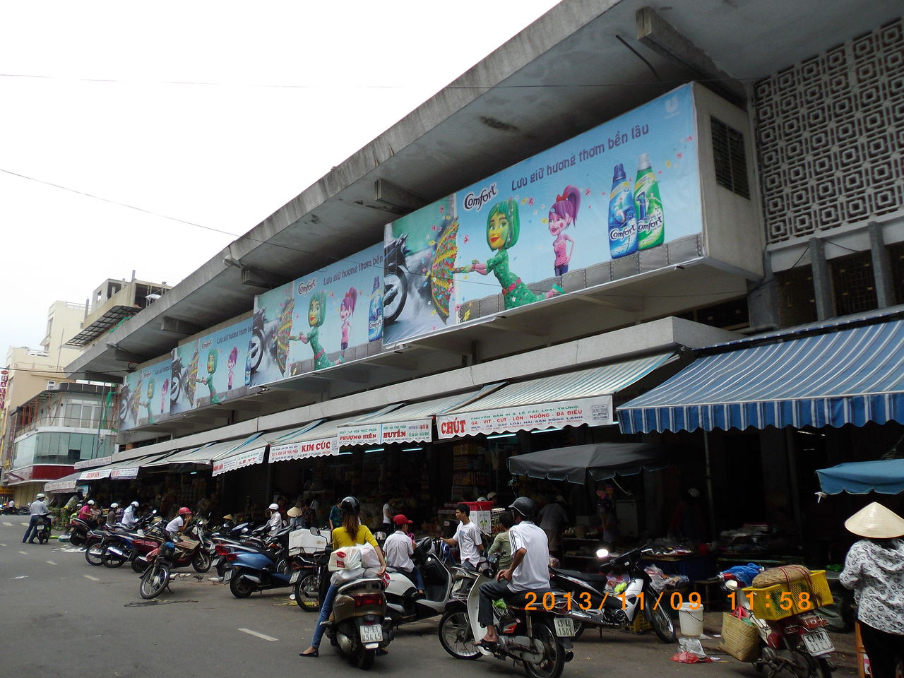 ダナンのドラゴン橋を見てきました 道ばたの景色