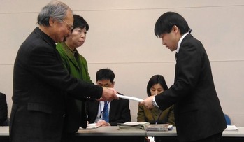 避難者支援1