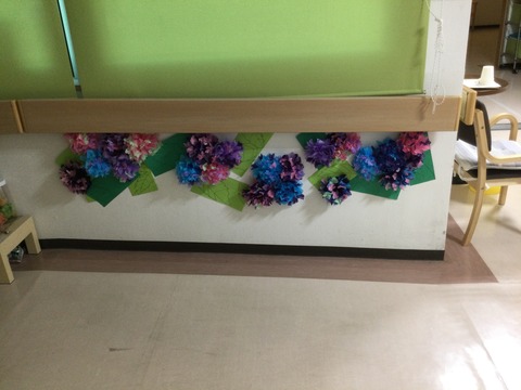 72B5F971-FC70-44C5-A142-2BBACAED3A5F