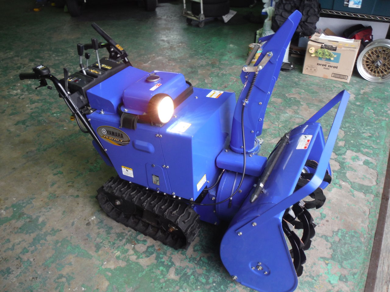 整備済み塗装済ヤマハ除雪機 YT970ED 2段電動シューターガス