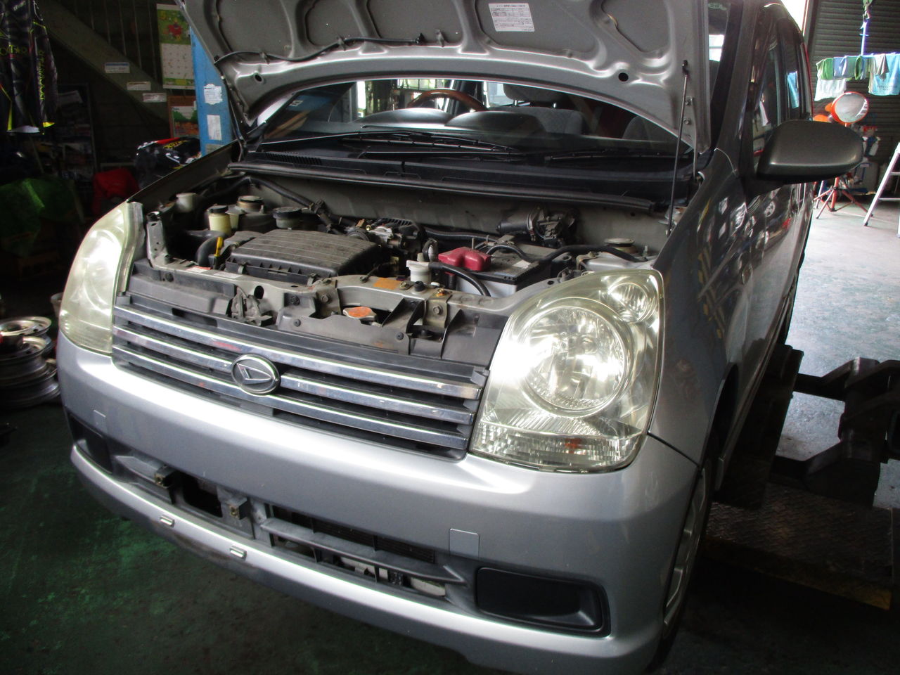 ダイハツ ミラアヴィー エンジンオイル漏れ修理 かわぐち自動車のブログ