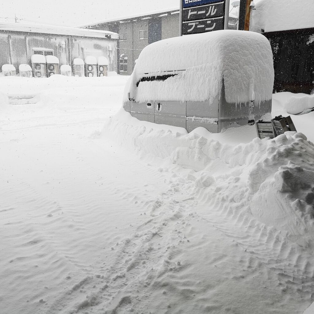 新型ハスラー４ｗｄ 試乗車でデコボコ雪道 かわぐち自動車のブログ