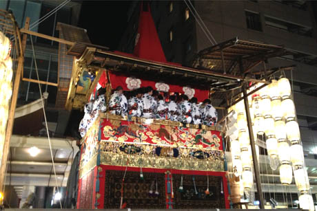 gion3
