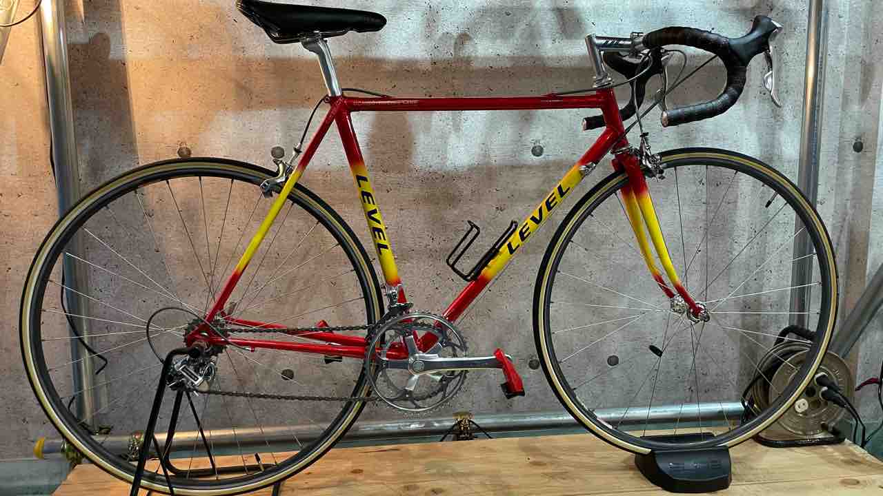 LEVEL クロモリロードバイクをレストア : カヤギサイクルの業務日誌