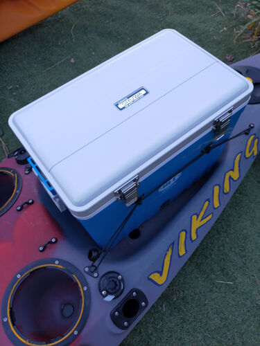 秀和UL900VXクーラーボックスをプロフィッシュに by ホット 秀和UL900VXクーラーボックスをプロフィッシュに by ホット