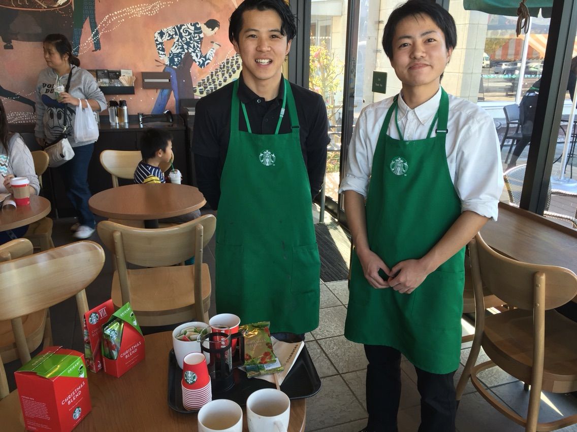 山の上でスタバのコーヒーを飲んでみた イトウキタルのoutdoorをknockする 山の上でスタバのコーヒーを飲んでみた イトウキタルのoutdoorをknockする