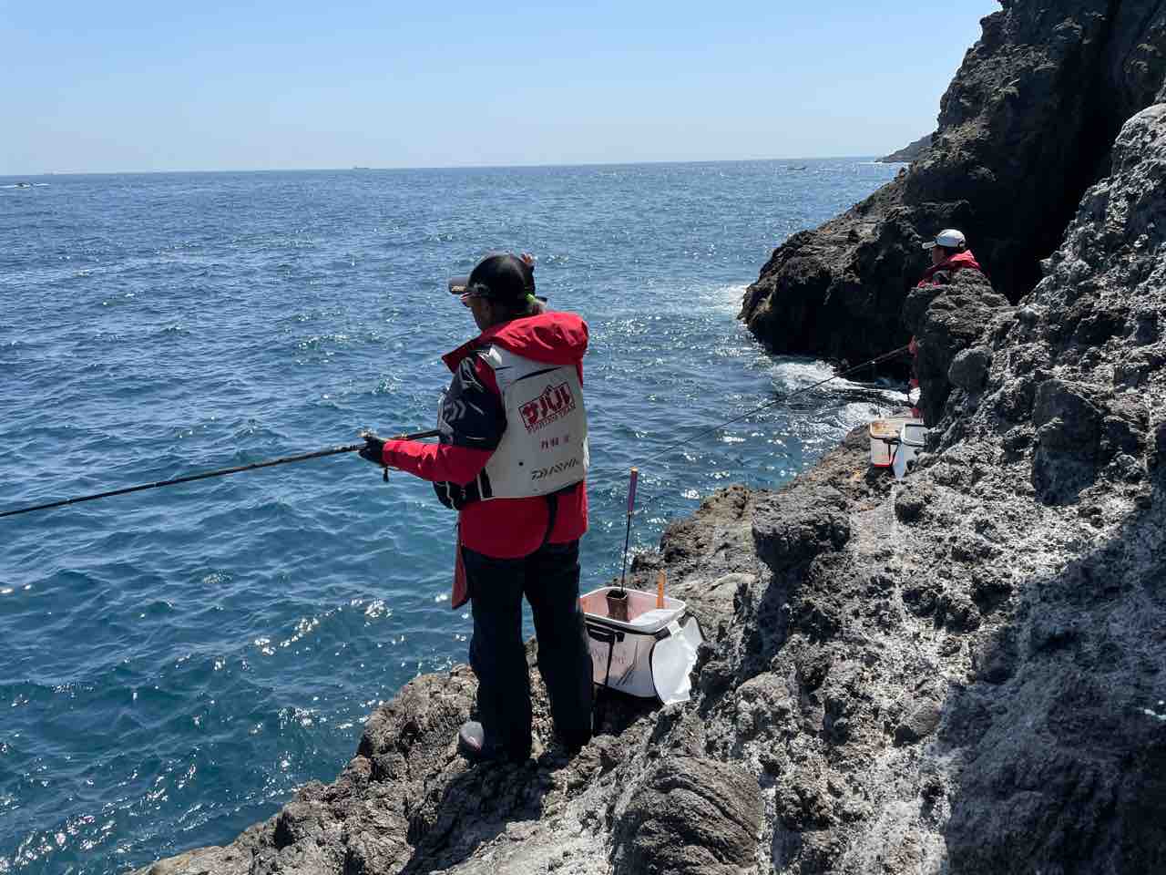 南伊豆 中木 沖磯 有楽町 ウキフカセ釣りの釣果 2022/4/8 : 伊豆半島で