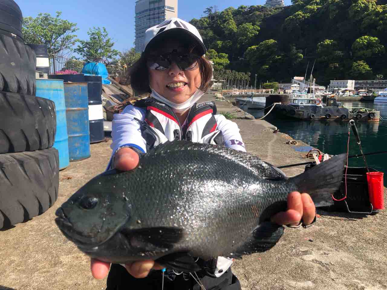 熱海の堤防 ヤエンとウキフカセ釣りの釣果 Kayo Ebineの釣行ブログ 熱海の堤防 ヤエンとウキフカセ釣りの釣果 Kayo Ebineの釣行ブログ