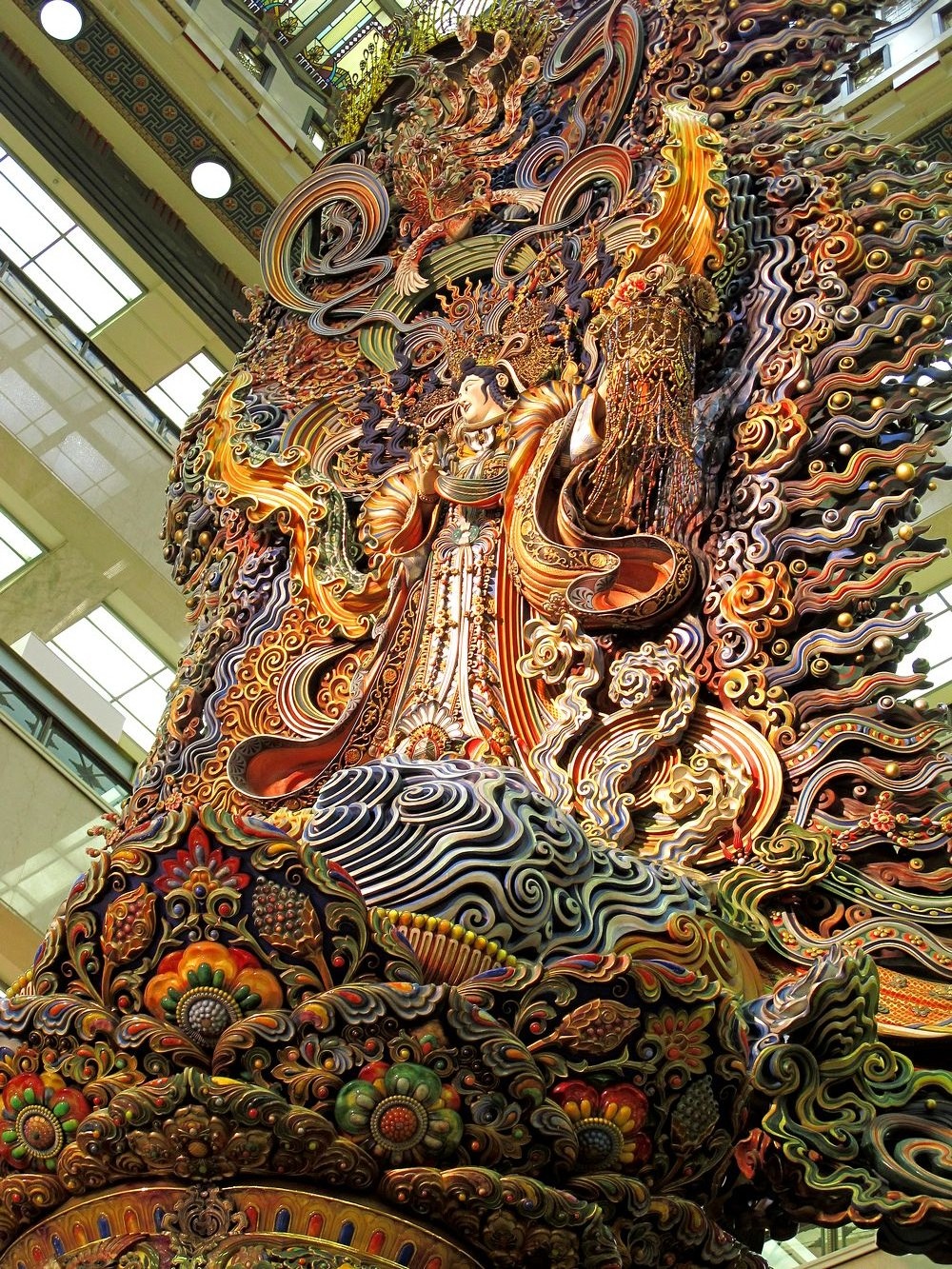 天女像（制作/佐藤 玄々） : 好奇心いっぱいこころ旅