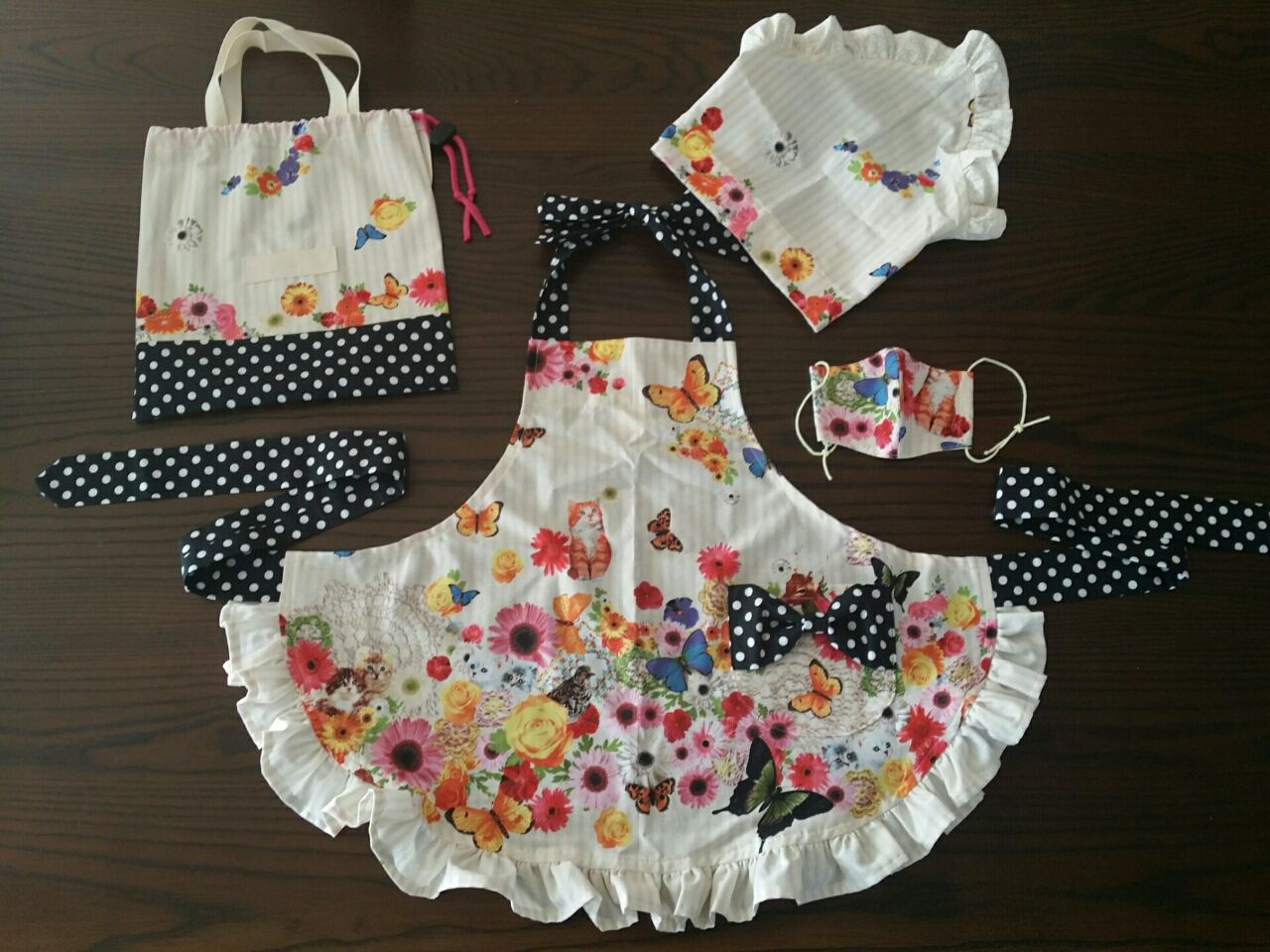 嵐の シャベル 味わう 子供 エプロン 生地 Cest Chouette Jp