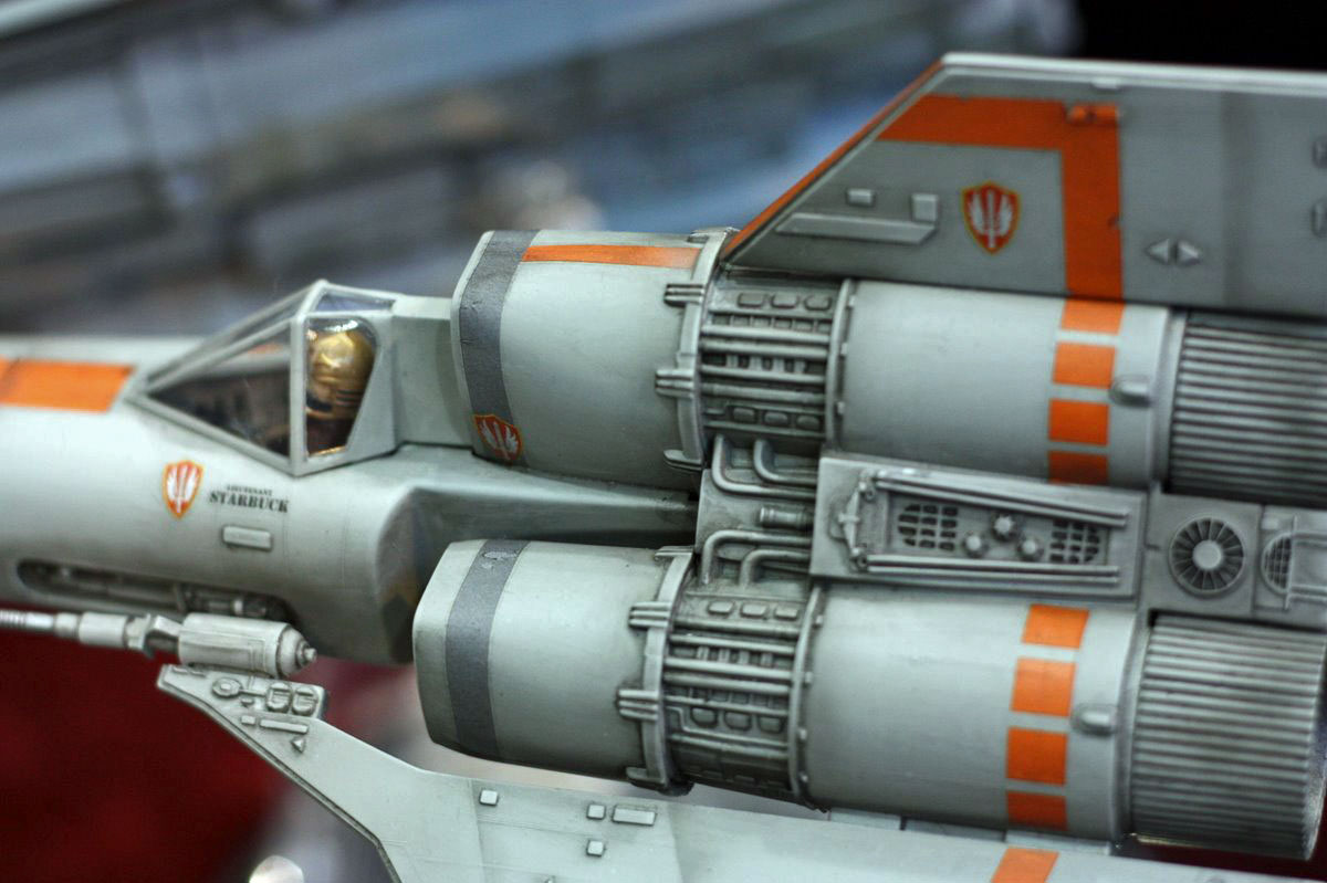 ☆Revell 宇宙空母 ギャラクティカ ☆コロニアル バイパー バトル 