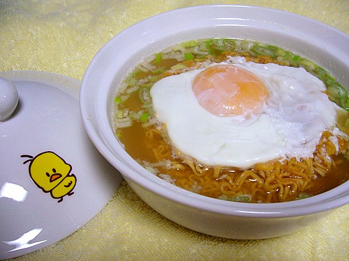 チキンラーメン 白いどんぶりセット 買いました : ワンコイン的食べ