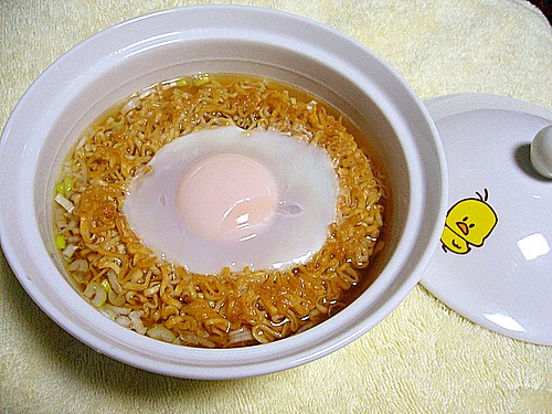チキンラーメン 白いどんぶりセット 買いました : ワンコイン的 チキンラーメン 白いどんぶりセット 買いました : ワンコイン的