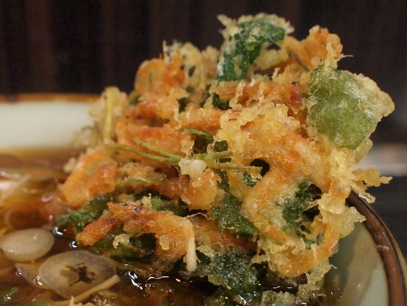 ラッシュアワーの隙間で 揚げたて 旬の桜海老天 の朝食 立ち食いそば 文殊 浅草店 ワンコイン的食べ歩き生活 ラッシュアワーの隙間で 揚げたて 旬の桜海老天 の朝食 立ち食いそば 文殊 浅草店 ワンコイン的食べ歩き生活