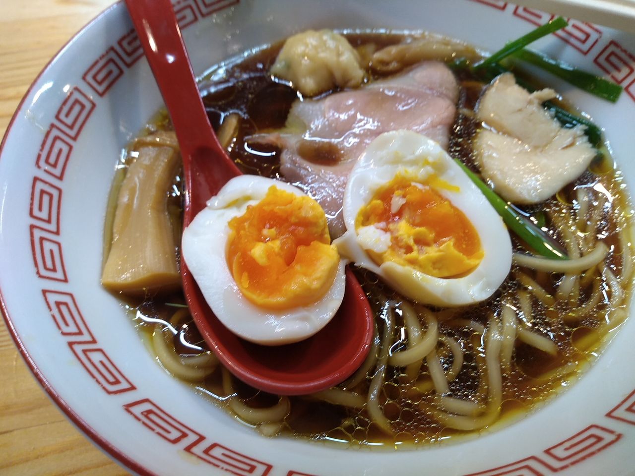 自家製麺 くろ松 じかせいめん くろまつ 群馬県 高崎市 ハッスルの佐野らーめん 他 らーめん放浪記 手打ち 食堂 町中華