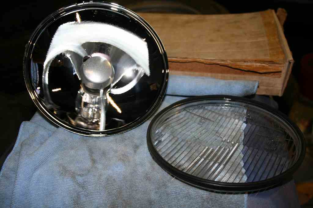 ヘッドライトの白内障 アルチューのマーニ