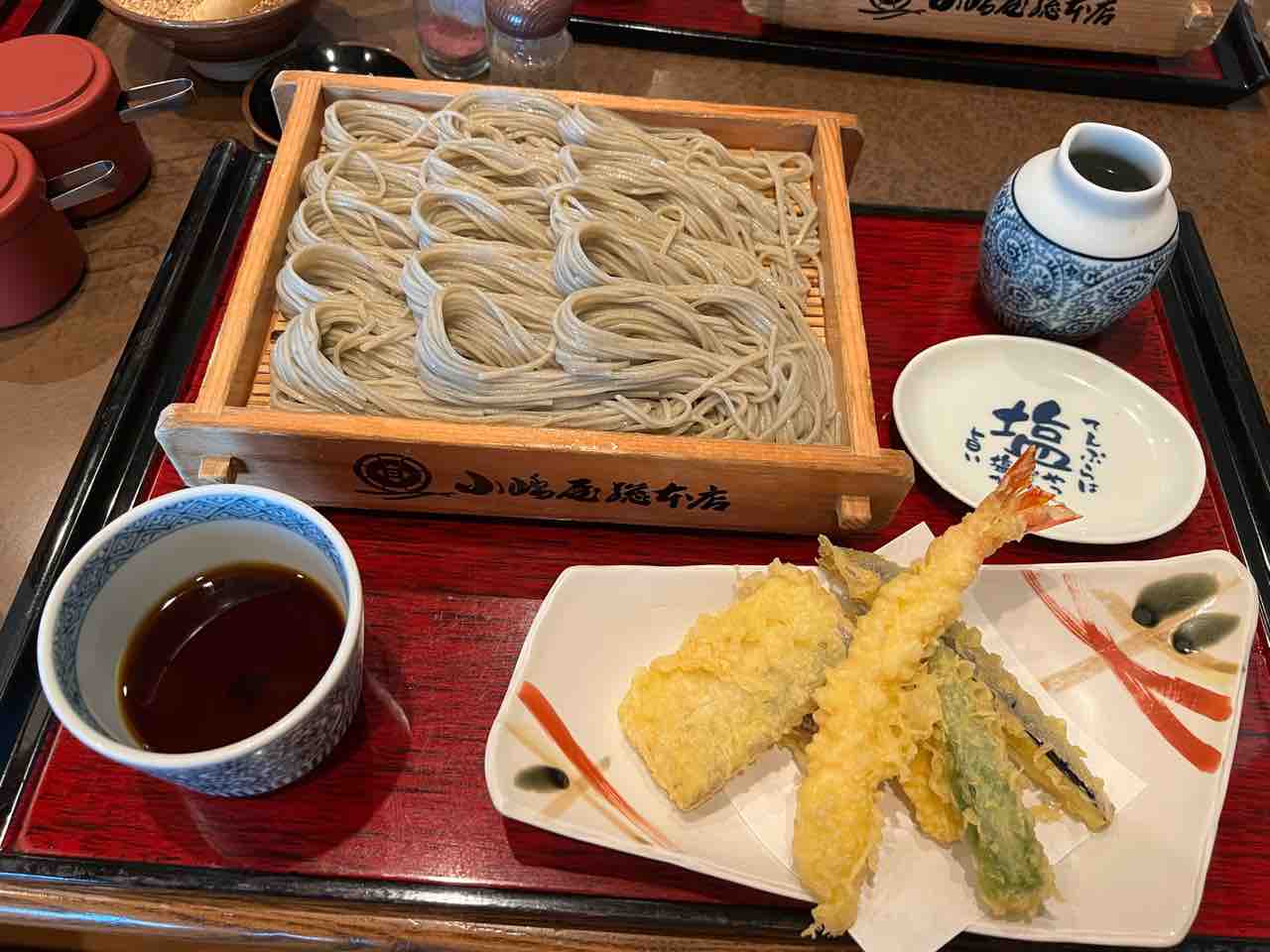 十日町 越後魚沼へぎそば小嶋屋総本店 : まんまるblogの食べて遊んで