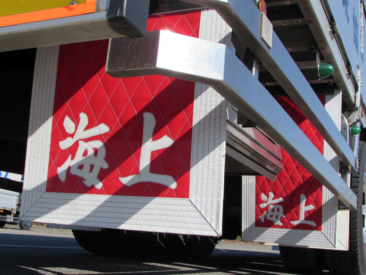 泥除け タレゴム | 海上天幕加工店 APPS-BICENTENARIO-PRD-01 トラック 