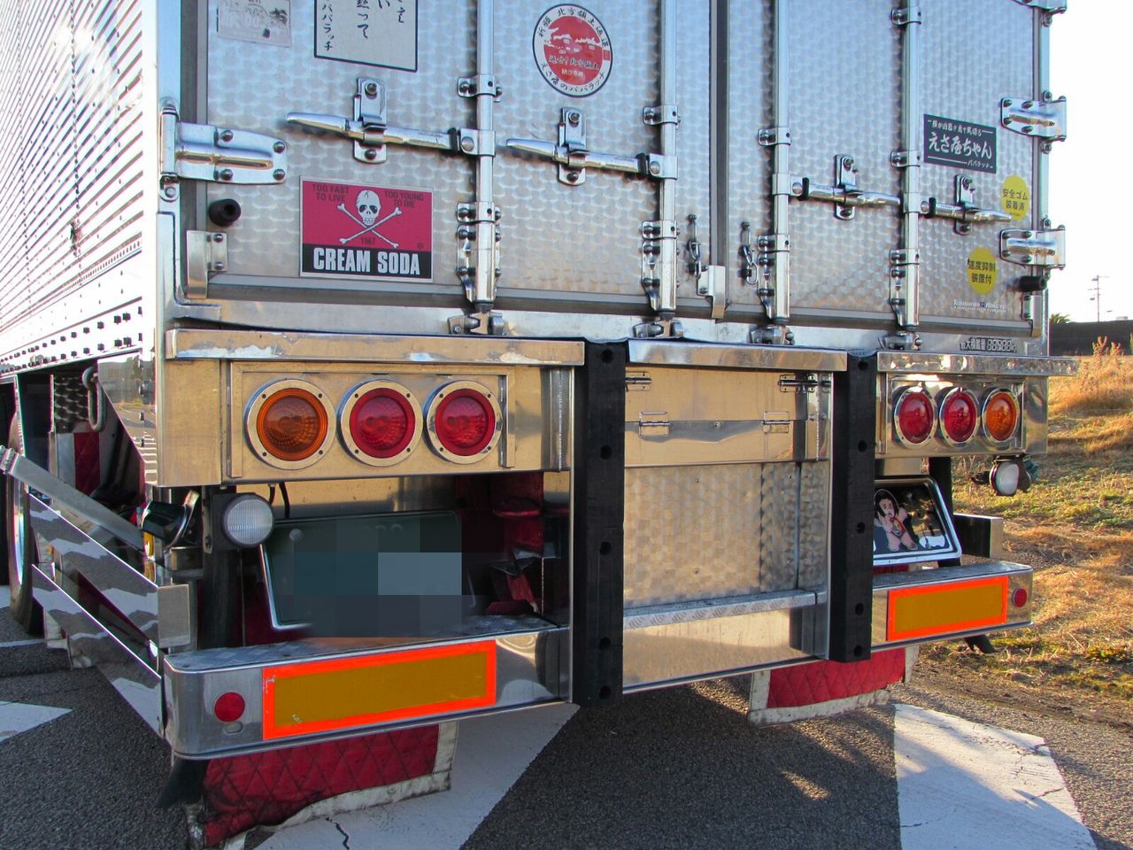 シロガネ社、白銀社、デコトラ、レトロ、ステッカー Amazon.co.jp: デコトラ ステッカー 白銀社 レトロ 石巻 みちのく