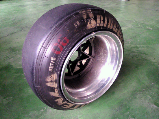 超引っ張りタイヤ！ : ROCK ON! 