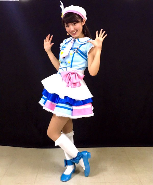 CYcnnewUsAAW_3d