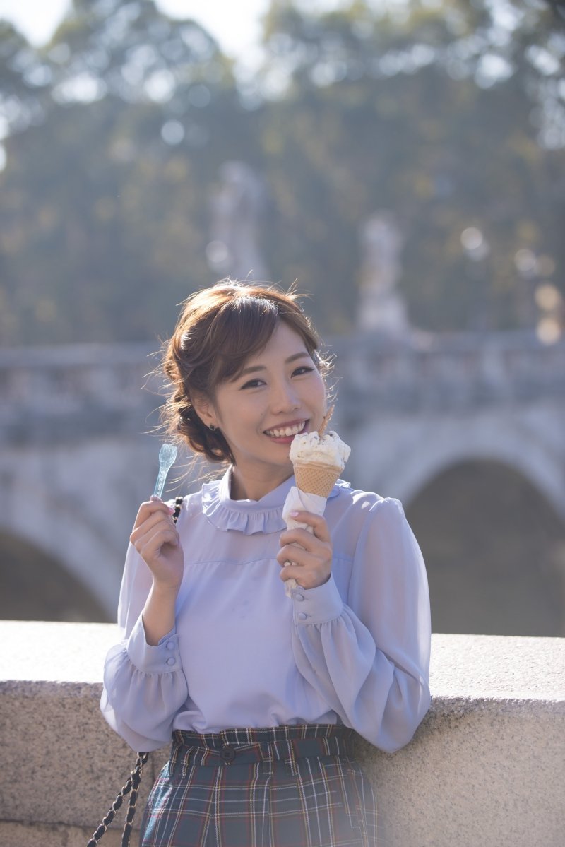 声優 楠田亜衣奈1stソロ写真集 くすくすくっすん が15年1月21日 水 に発売 2月には山口立花子とのイメージdvdもリリース 声優 楠田亜衣奈1stソロ写真集 くすくすくっすん が15年1月21日 水 に発売 2月には山口立花子とのイメージdvdもリリース