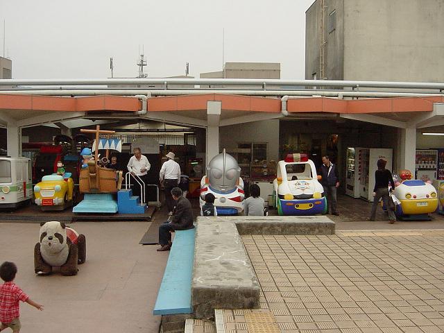 デパート屋上遊園地 京都発フーテンブログ