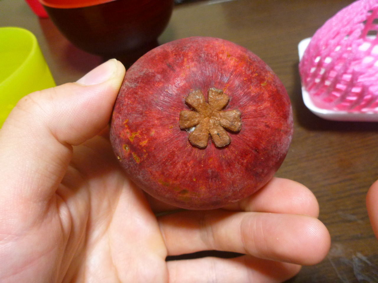 果物の女王 マンゴスチン を食べてみた 伊豆で自然と暮らしたい