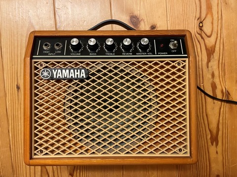 ギターアンプ（YAMAHA／G-10W）のスピーカー交換 : kazuminaの独り言