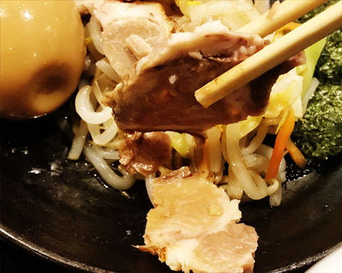 フードコートでのつけ麺の味変、大変!(三田製麺所アリオ柏店)