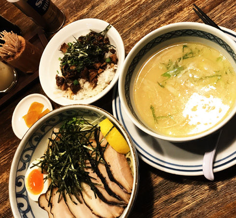 麺屋あじくま チャーシュー白つけ麺