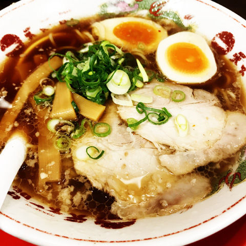 どんな味 天下一品のあっさりは 背脂浮く京都北白川ラーメン 毎日麺生活 どんな味 天下一品のあっさりは 背脂浮く京都北白川ラーメン 毎日麺生活