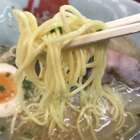 野性的でした。山岡家さんの朝ラーメンと替え玉