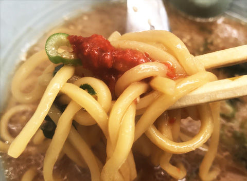 山岡家さんの味噌ラーメンと特製味噌ラーメンの違い