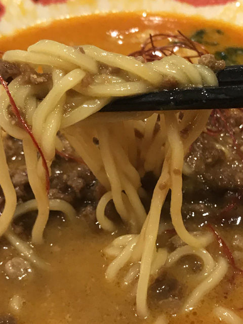 バーミヤンの麻辣担々麺 山椒 唐辛子の刺激がくせになる美味しさ 毎日麺生活 バーミヤンの麻辣担々麺 山椒 唐辛子の刺激がくせになる美味しさ 毎日麺生活