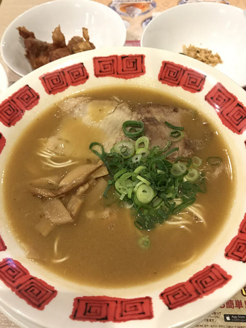 バーミヤンさんの京都風こってりラーメン