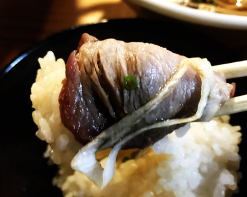 キリッっとした醤油のはりけんラーメン鴨中華そば