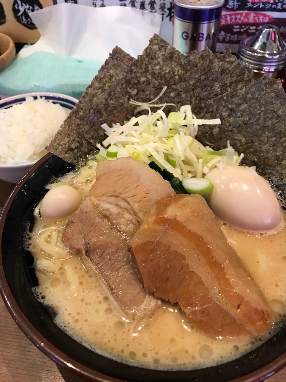 家系ラーメンはご飯のおかずと知りました 一刀家 茅場町店 毎日麺生活 家系ラーメンはご飯のおかずと知りました 一刀家 茅場町店 毎日麺生活
