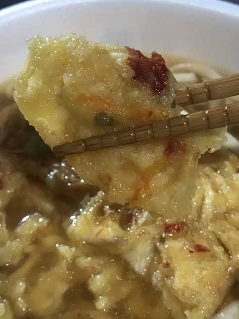 日清のどん兵衛 かき揚げ天ぷらうどん特盛り