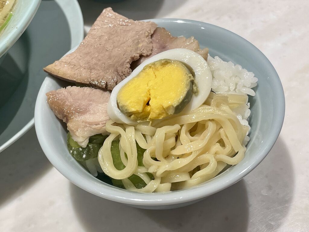 ちえちゃん専用 ちえちゃんラーメンのチャーシュー麺 : カズミナ麺らいふ