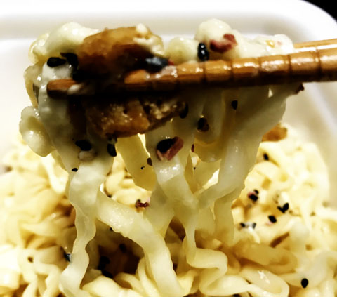 明星 一平ちゃん夜店の焼うどんいなり寿司味