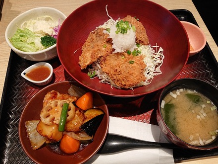 Âç¸Í²°¤´¤Ï¤ó½è ÆÚ¸ª¥í¡¼¥¹¤Î¤¿¤ì¤«¤ÄЧ 02