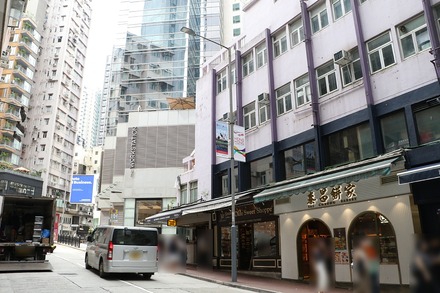 2310 ��� �پ��߲� ���Ϥ��ͻ�